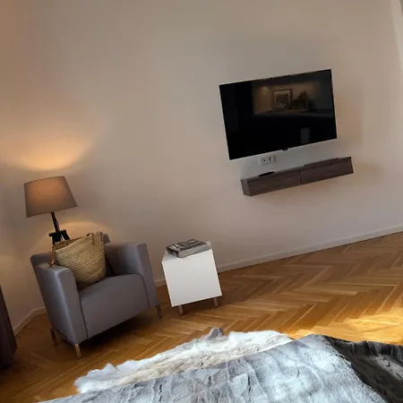 Schwere Reiter Strasse Apartmán