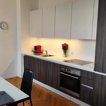 Schwere Reiter Strasse Appartement München